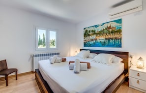 3 Schlafzimmer, BĂŒgeleisen/BĂŒgelbrett, Reisekinderbett, kostenloses WLAN