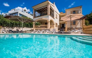 Pool - Awesome home in Cala Ratjada (Cala Ratjada)