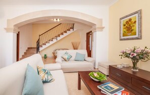 TV - Stunning home in Ses Salines (Cala Santanyi)