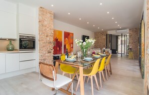 Dining - Amazing home in Costitx with private swimming pool, can be inside or outside (Costitx)