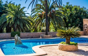 Pool - Stunning home in Cala dOr with private swimming pool, can be inside or outside (Cala dOr)