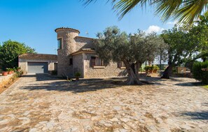 Exterior - Beautiful home in Llubi with private swimming pool, can be inside or outside (Llubi)