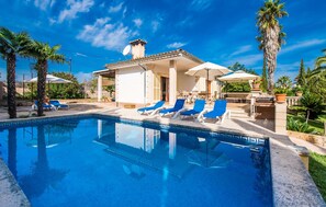 pool - Awesome home in Arta with private swimming pool, can be inside or outside (Arta)