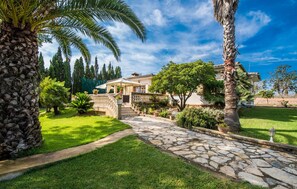 Property grounds - Awesome home in Arta with private swimming pool, can be inside or outside (Arta)