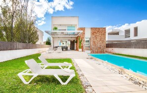 Pool - Nice home in Sa Rapita with private swimming pool, can be inside or outside (Sa Rapita)