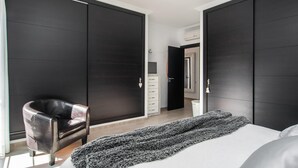 3 bedrooms, iron/ironing board, travel crib, WiFi (free) - Gorgeous home in Cala Ratjada (Cala Ratjada)