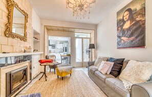 Smart TV - Cozy home in Arta with private swimming pool, can be inside or outside (Arta)