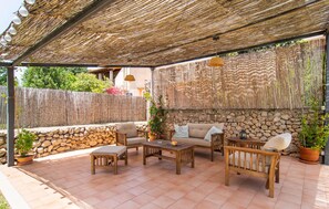 Terrace/patio - Amazing home in Campanet with private swimming pool, can be inside or outside (Campanet)