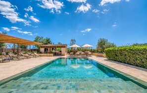 Pool - Nice home in Felanitx with outdoor swimming pool (Felanitx)
