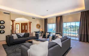 Smart TV - Lovely home in Port d'Andratx with sauna (Port d'Andratx)