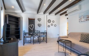TV - Awesome apartment in Moscari with WiFi (Moscari)