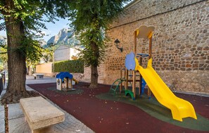 Children’s area - 3 bedroom gorgeous apartment in Soller (Soller)