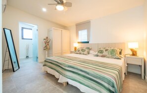 Een strijkplank/strijkijzer, reisbedje, gratis wifi