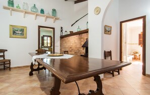 Interior - Gorgeous home in Campos with private swimming pool, can be inside or outside (Campos)