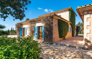 Exterior - Beautiful home in Cala dOr with sauna (Cala dOr)