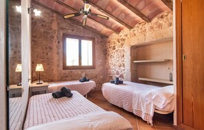 Spa - Awesome home in Campos with private swimming pool, can be inside or outside (Campos)