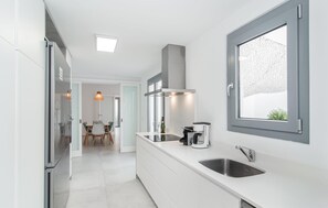 Fridge, microwave, oven, stovetop - Petit Arta - Sa Botigueta (Arta)