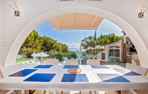 Outdoor dining - Gorgeous home in Palma with sauna (Palma)