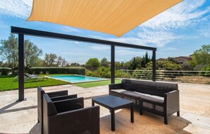 Terrace/patio - Luxurious home in Ariany with private swimming pool, can be inside or outside (Ariany)