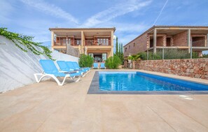 Pool - Nice home in Cala Pi with private swimming pool, can be inside or outside (Cala Pi)