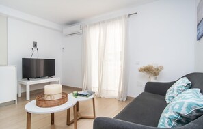 Smart TV - 2 bedroom awesome apartment in Can Picafort (Can Picafort)