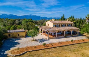 house - Amazing home in Sencelles with private swimming pool, can be inside or outside (Sencelles)