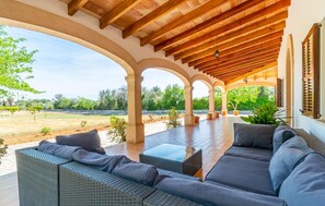 Terrace/patio - Amazing home in Sencelles with private swimming pool, can be inside or outside (Sencelles)