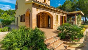 Exterior - Amazing home in Son Serra de Marina (Son Serra de Marina)