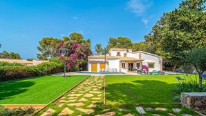 Unclassified image, 4 of 40, button - Lovely home in Alcudia with private swimming pool, can be inside or outside (Alcudia)