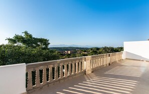 Terrace/patio - Gorgeous home in Algaida with private swimming pool, can be inside or outside (Algaida)