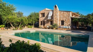 Pool - Pet friendly home in Llucmajor (Llucmajor)