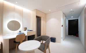 Deluxe Room, City View | Interior - Daegu Hyeonpung Prana Hotel (Daegu)