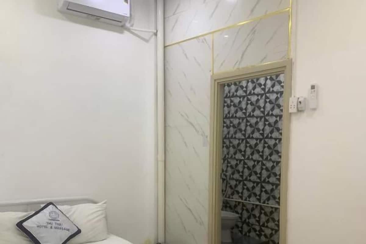 Quarto casal econômico | Escrivaninha, Wi-Fi de cortesia, acesso para cadeiras de rodas