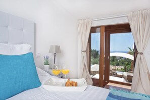 4 bedrooms, iron/ironing board, free WiFi, bed sheets - Sea and mountain (Palma)
