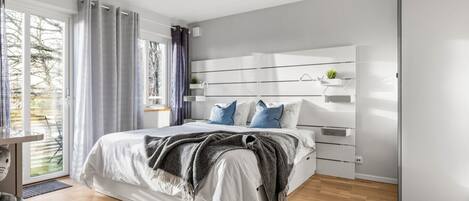 4 soverom, strykejern/-brett, reiseseng for barn og wi-fi