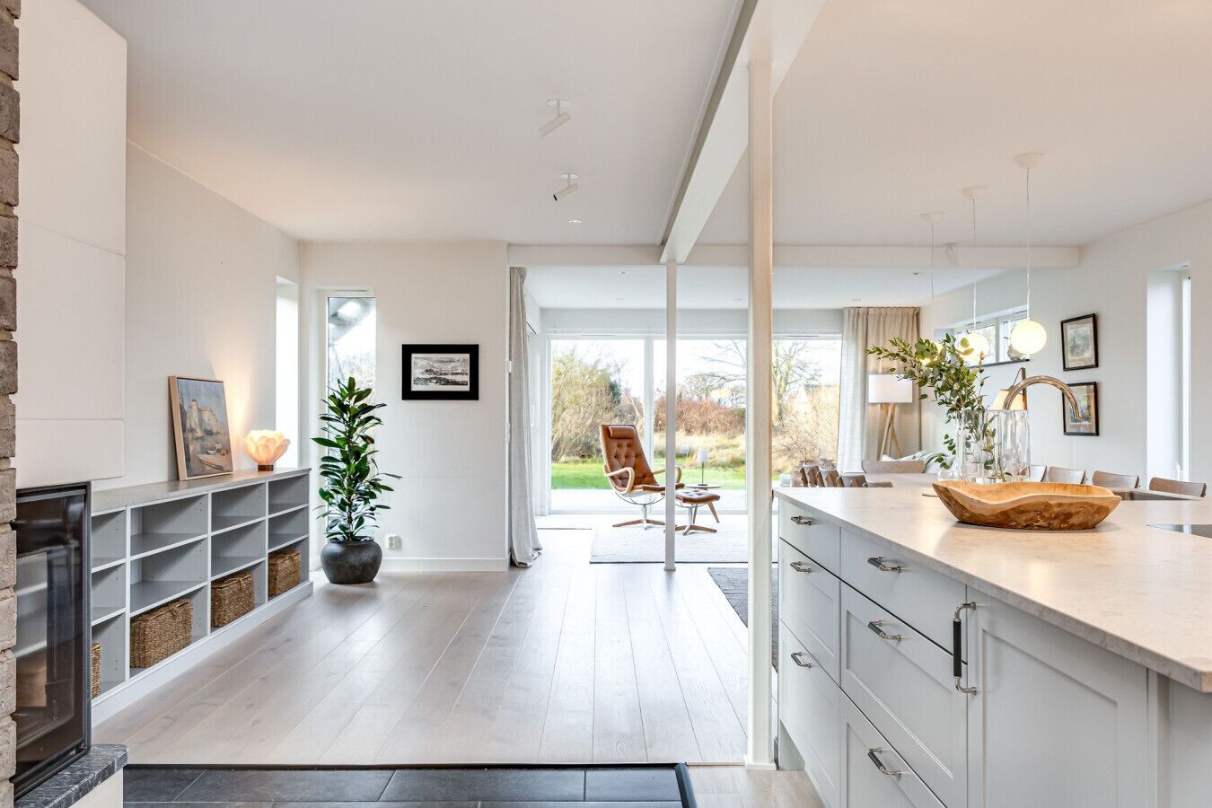 المنشأة من الداخل