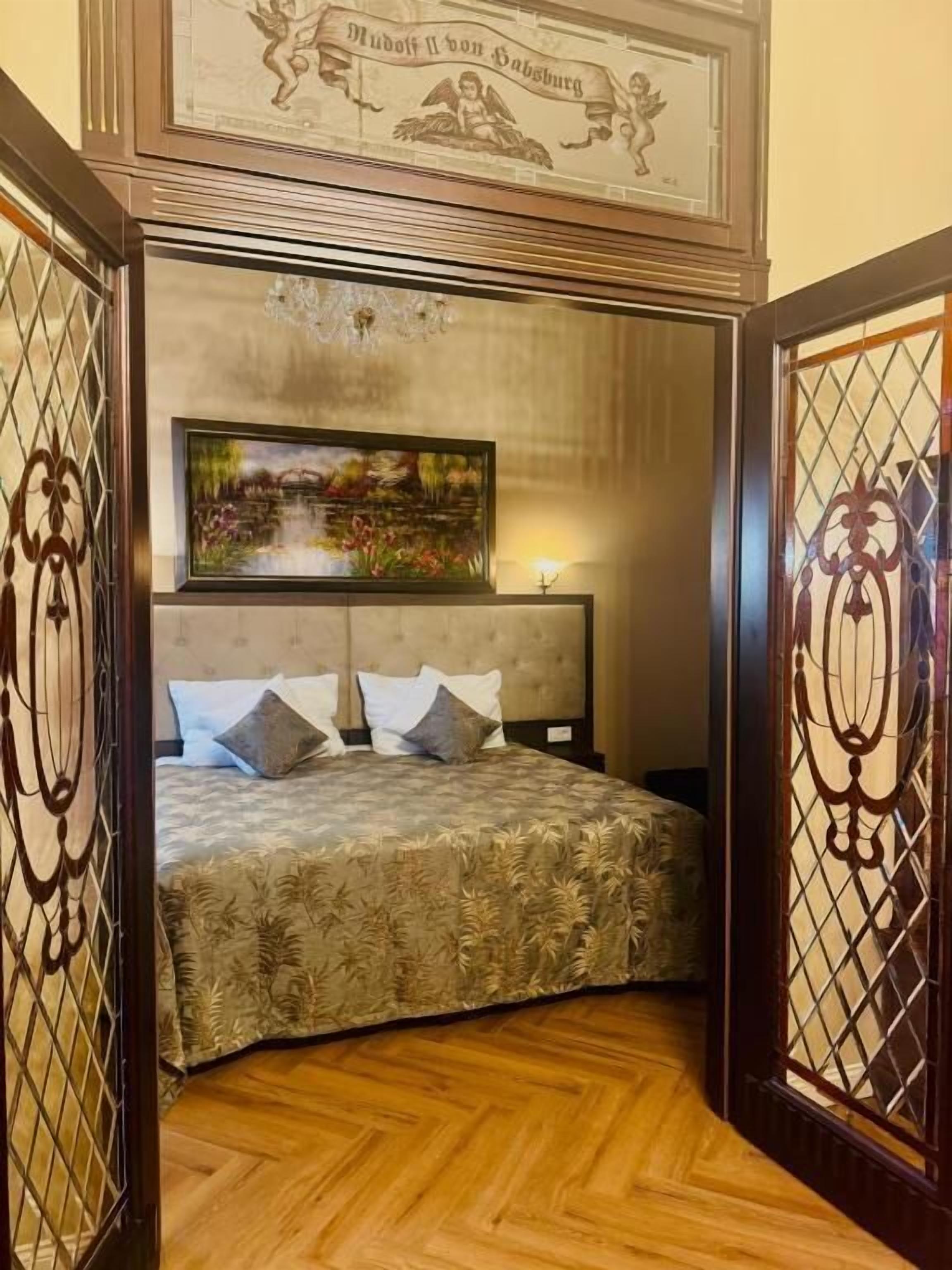 In-room safe, desk, blackout curtains, soundproofing