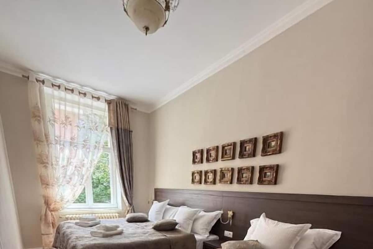 Minibar, in-room safe, desk, blackout curtains