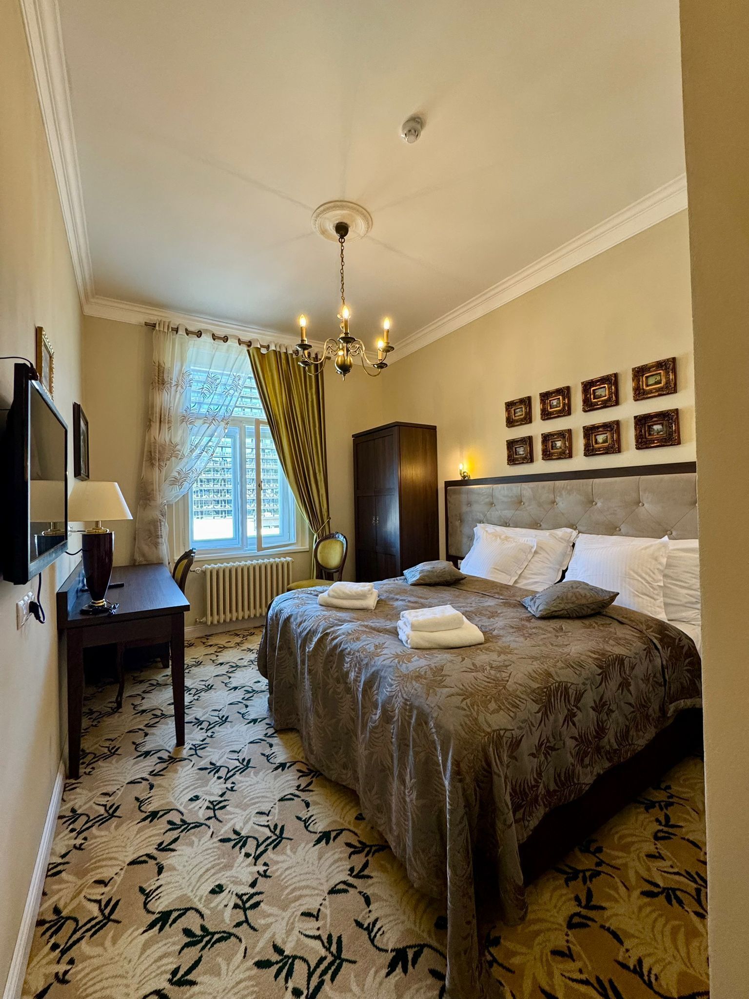 In-room safe, desk, blackout curtains, free WiFi