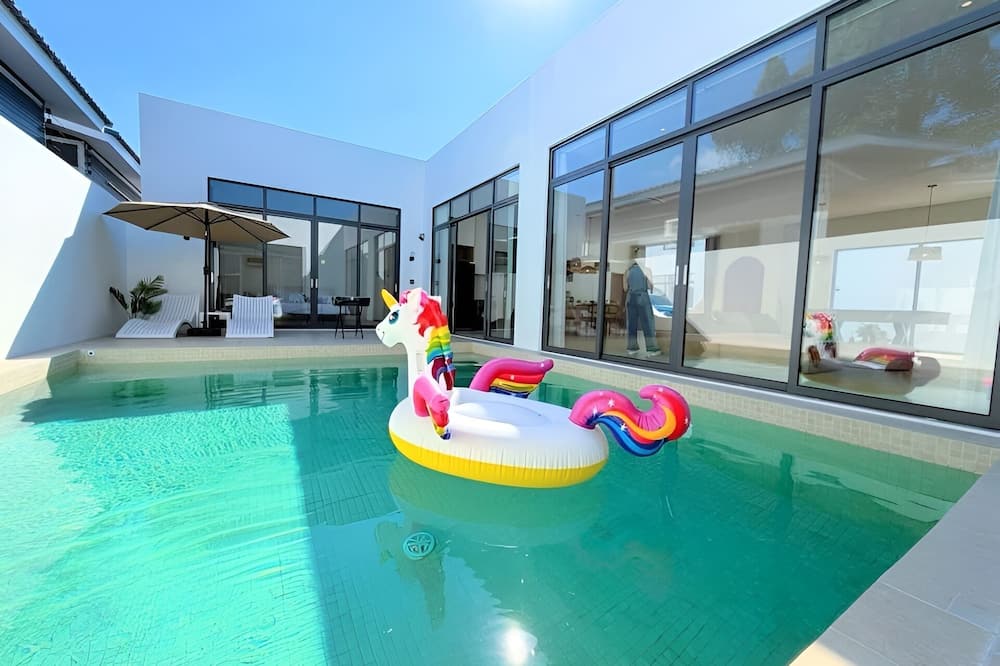 Quint Pool Villas