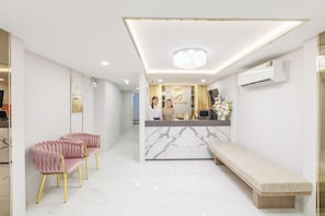 Lobby - Believe Inn (Krung Thep Maha Nakhon)
