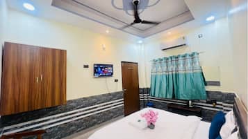 Skrivebord og wi-fi (inkludert)