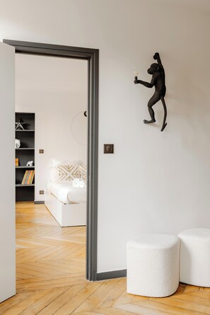 1 bedroom, Internet, bed sheets - Apartment Le Hazard - Les Demoiselles in Versailles (Versailles)