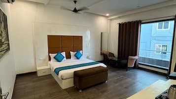 디럭스 싱글룸 | 책상, 노트북 작업 공간, 암막 커튼, 다리미/다리미판