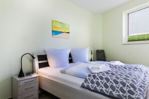 2 bedrooms, free WiFi - Great view of the Nordperd - Villa Bergfrieden Terrassenhaus FeWo 03 (Göhren)