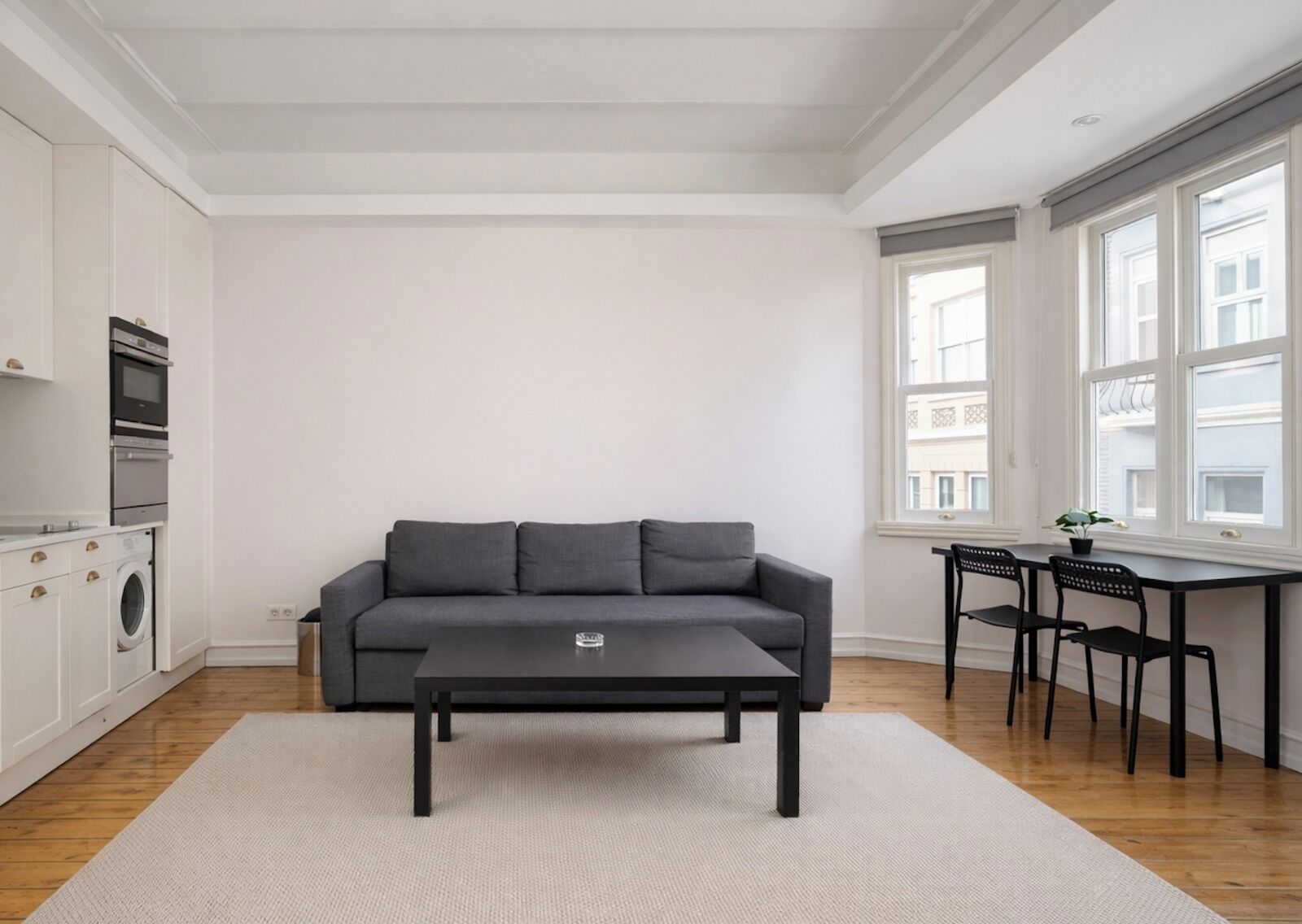 슈피리어 콘도 | 거실 공간