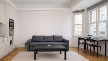 ์ํผ๋ฆฌ์ด ์ฝ๋ | ๊ฑฐ์ค ๊ณต๊ฐ