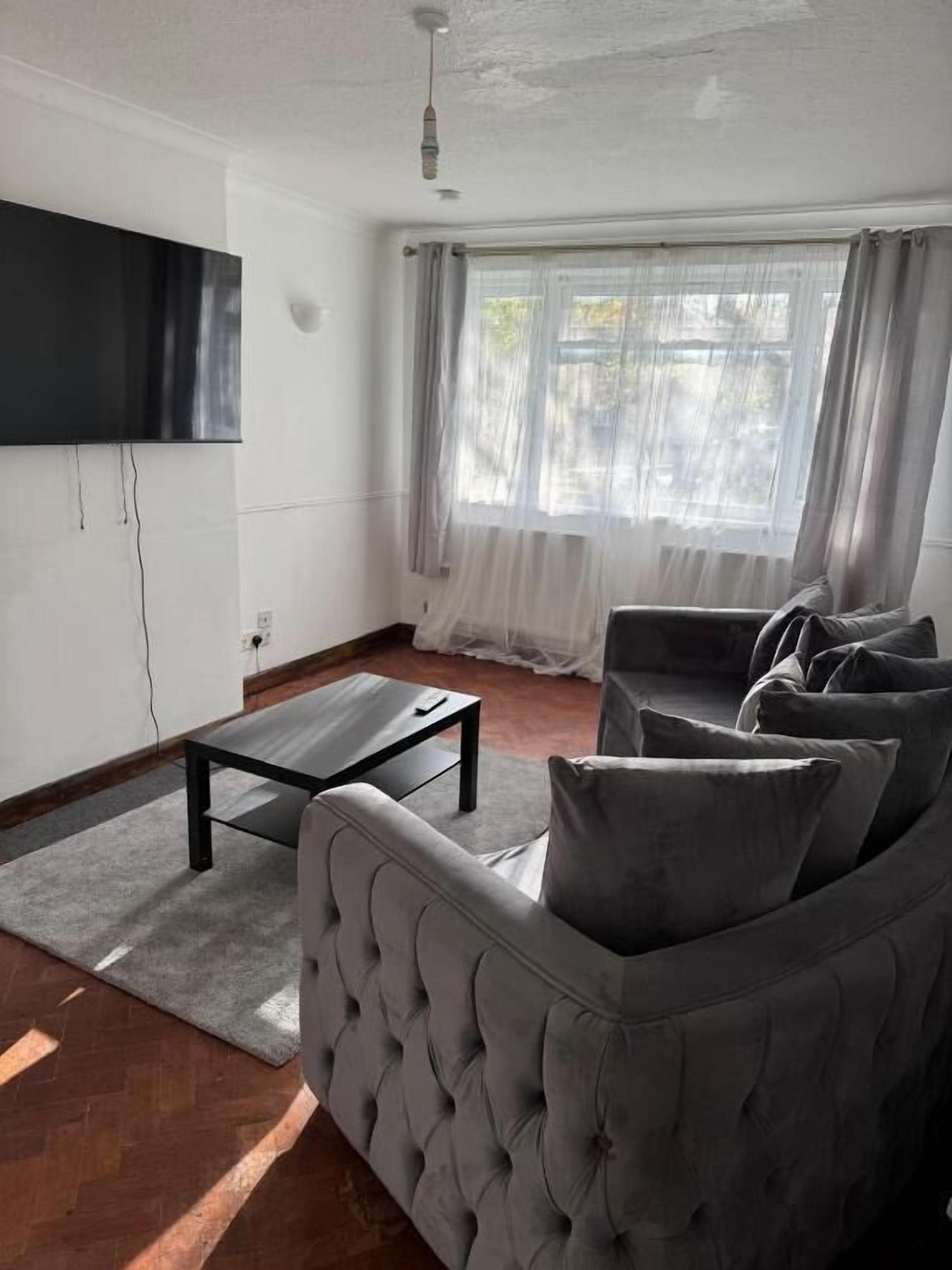 アパートメント 2 ベッドルーム ガーデンビュー | リビング エリア