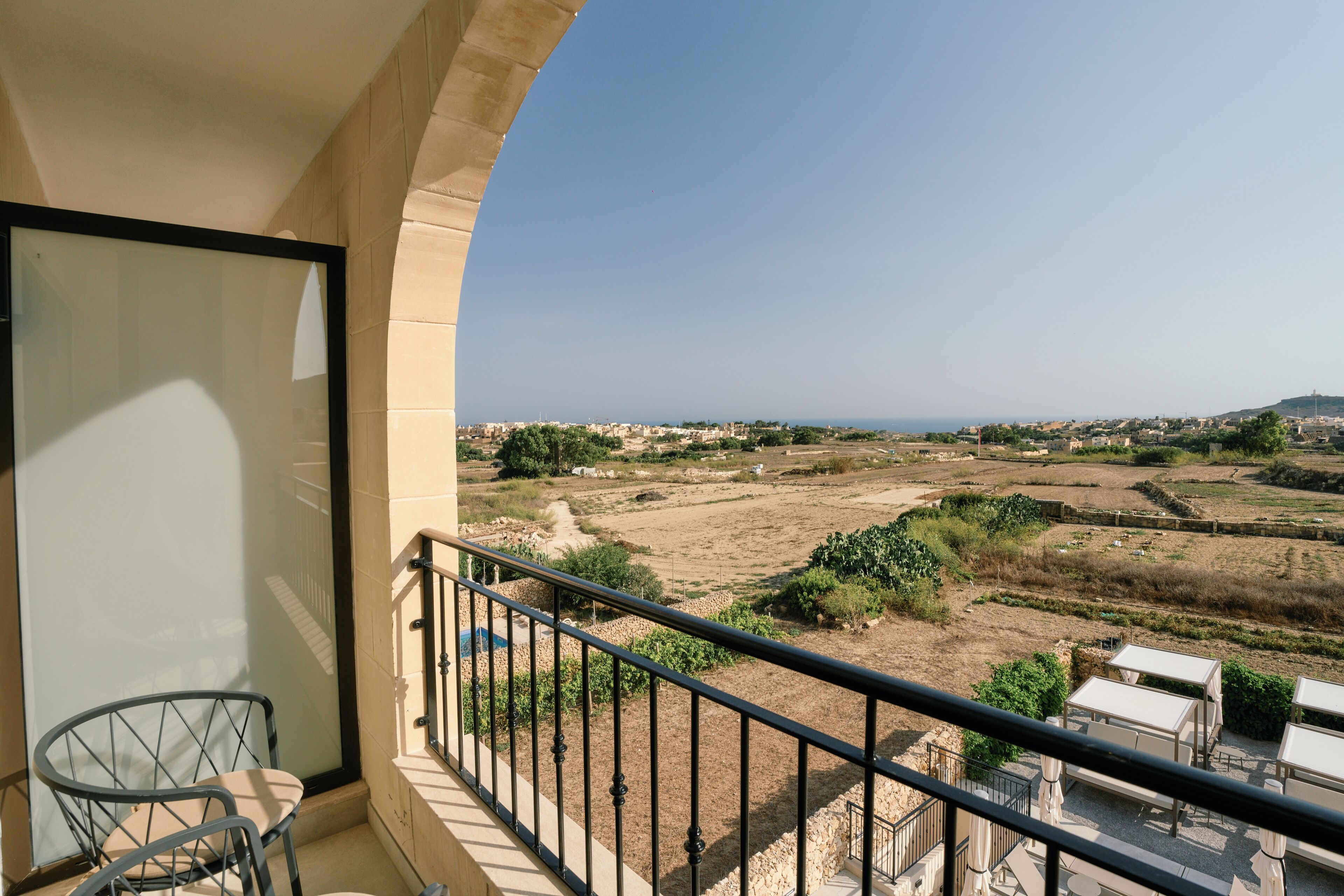 Deluxe Double Room, Balcony | Minibar, in-room safe, desk, blackout drapes