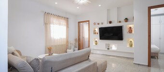 Charming Apartment in Historic Carthage With Modern Comforts